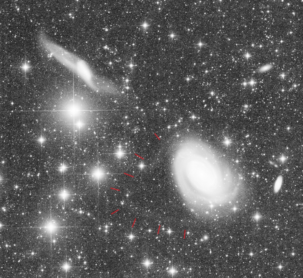 NGC4725_NGC4747_markiert     